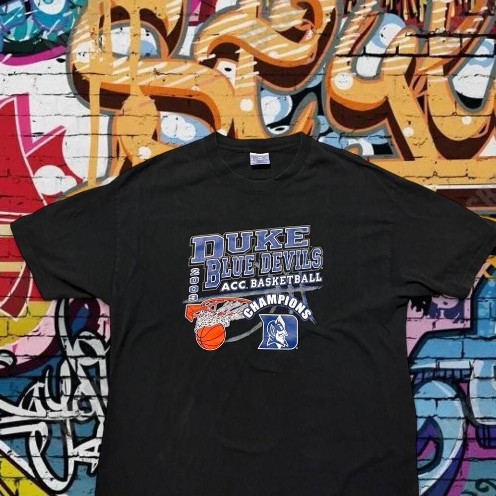Tca Men's Black T-shirt
